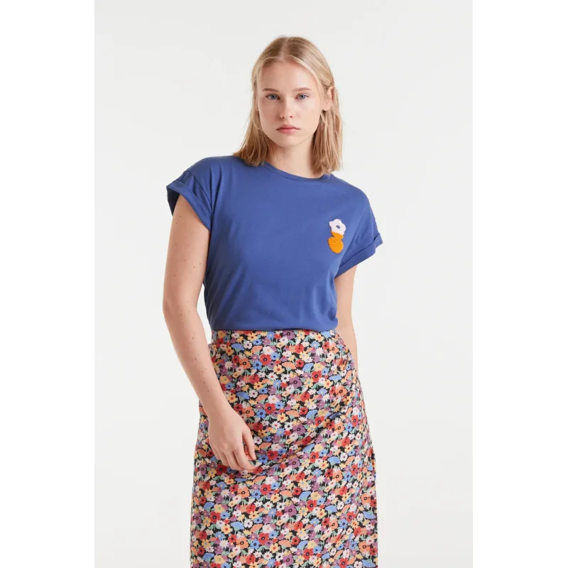 CAMISETA BORDADO FLORAL